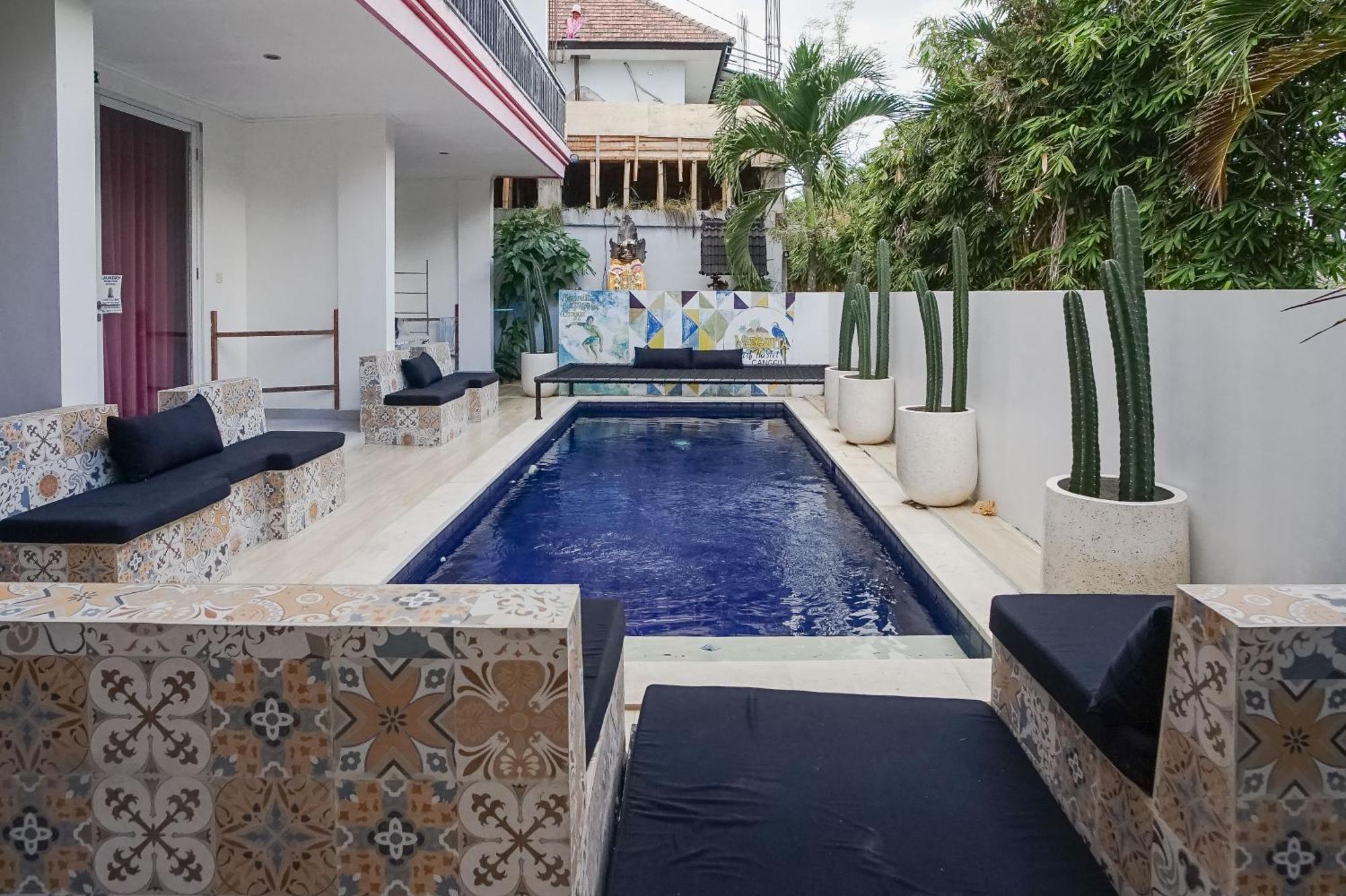 Margarita Surf Hostel Canggu Kültér fotó