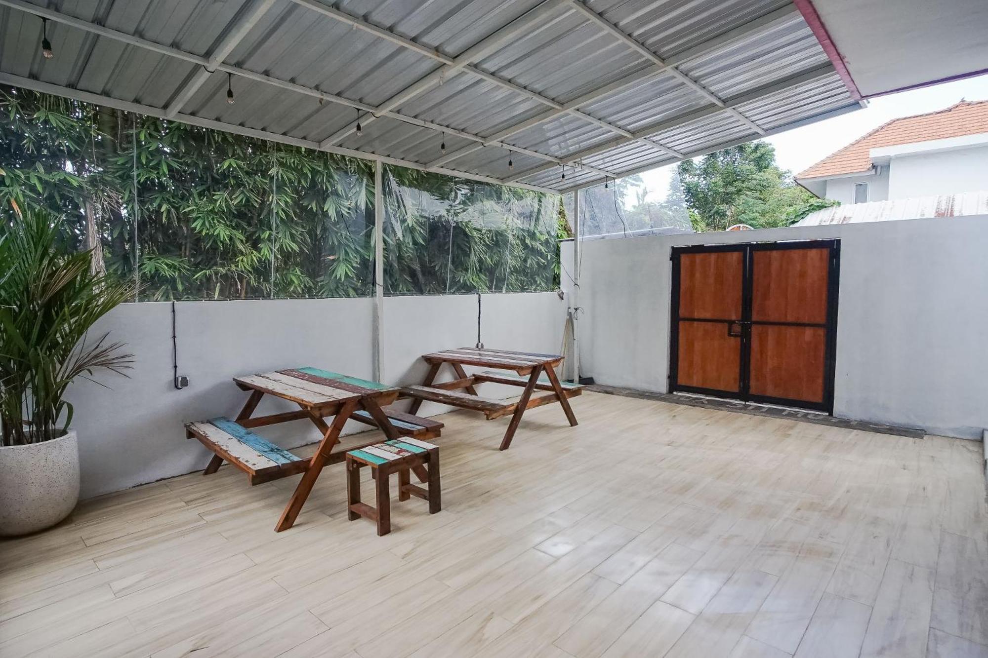 Margarita Surf Hostel Canggu Kültér fotó