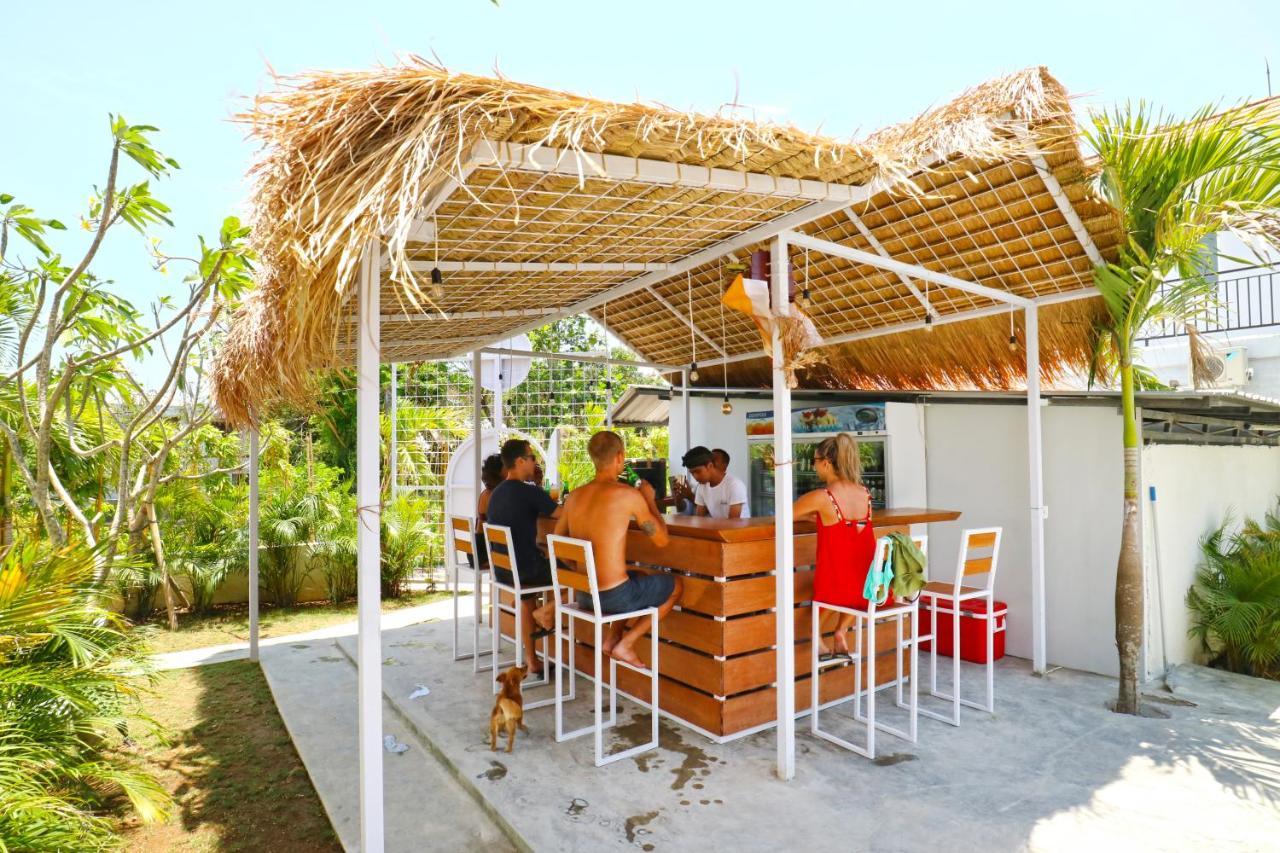 Margarita Surf Hostel Canggu Kültér fotó