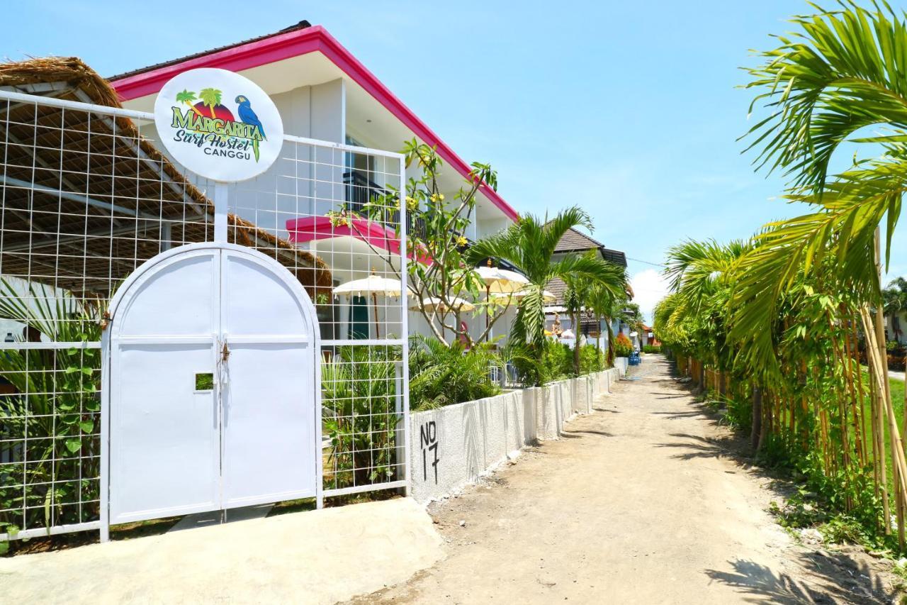 Margarita Surf Hostel Canggu Kültér fotó