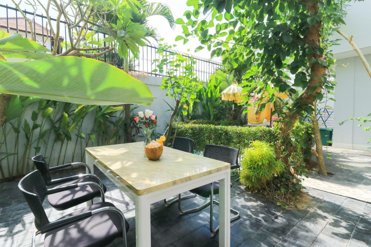 Margarita Surf Hostel Canggu Kültér fotó