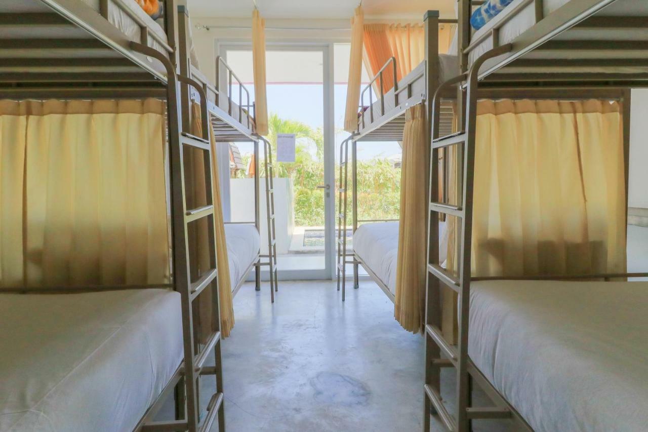 Margarita Surf Hostel Canggu Kültér fotó